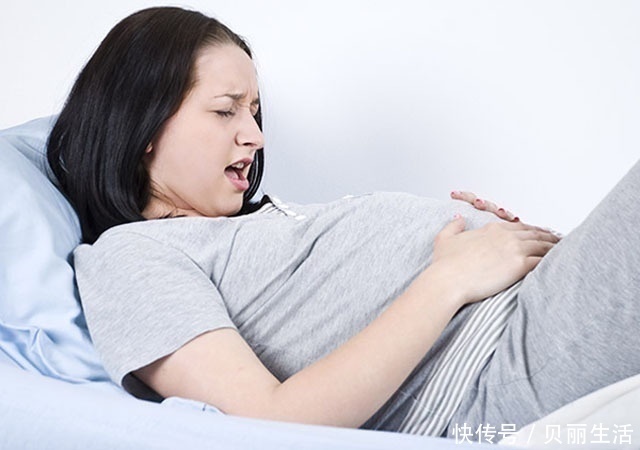 安全|孕期这2个时间不宜摸肚子,为了胎儿健康安全,孕妈可要忍住!