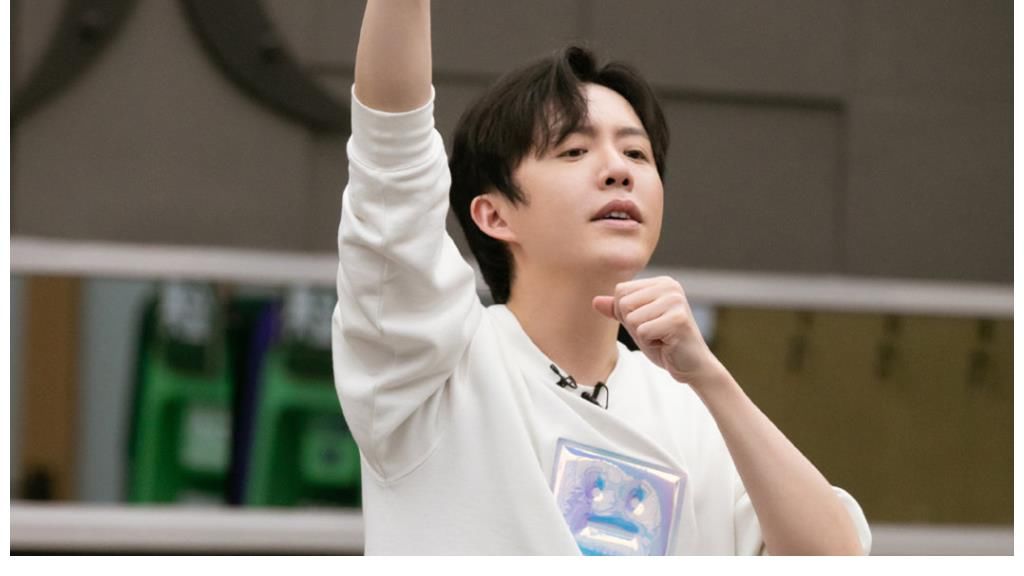 观众|《披荆斩棘的哥哥》赛程过半，5位选手离开舞台，比赛节奏遭吐槽