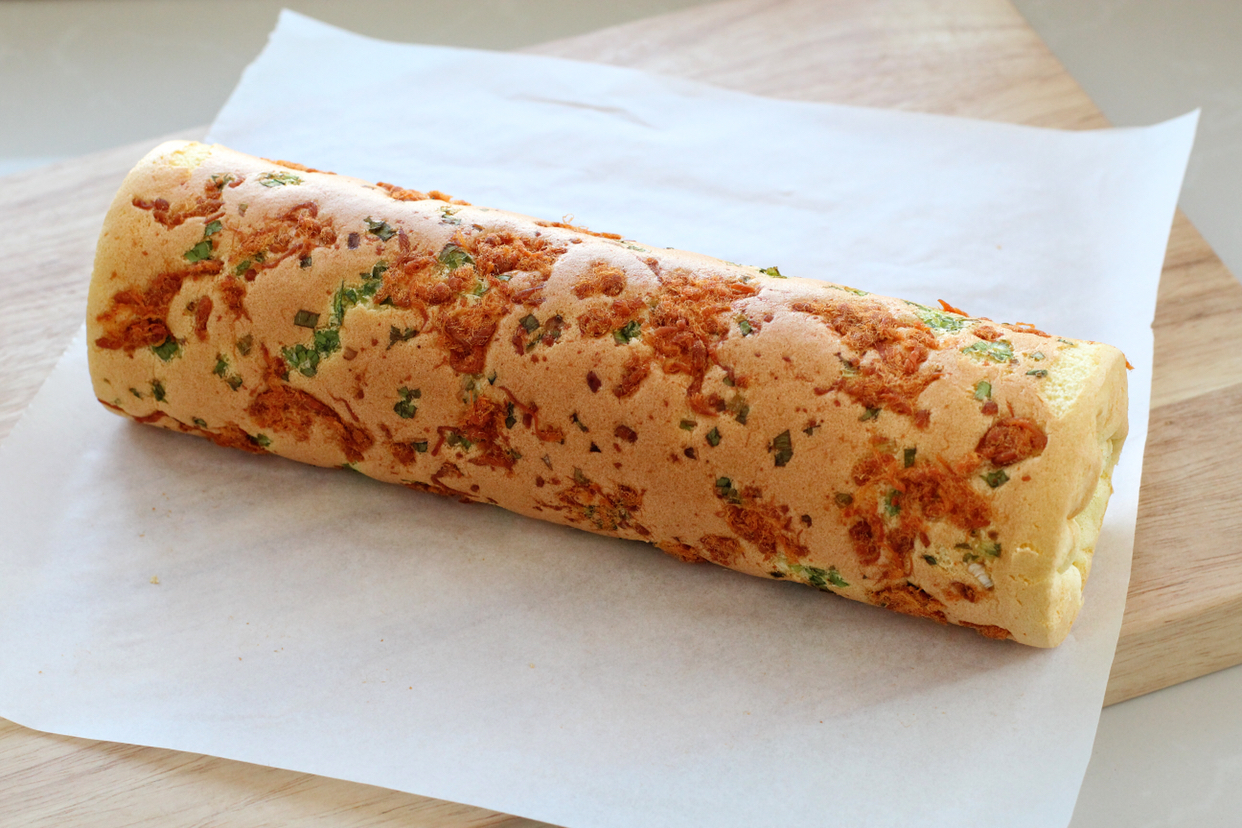 蛋糕卷不开裂只需注意两点,口感细腻松软,零添加给孩子吃才放心