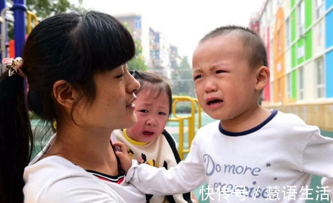 小明|新型冷暴力正在幼儿园蔓延，娃受了委屈只能忍气吞声，你却未察觉