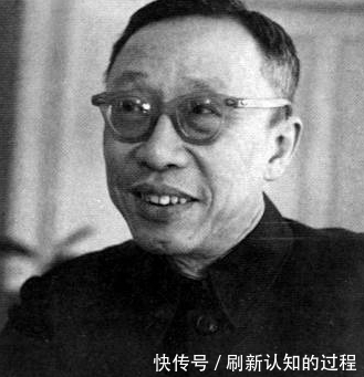 不让|她17岁嫁给溥仪,却因溥仪不让医生为她导尿惨死,年仅22岁