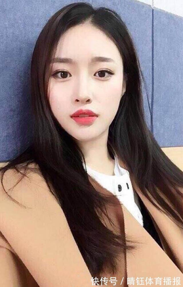 女人 女人过了50岁,不管是白发还是黑发,少弄这些发型,显老没气质