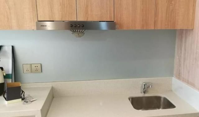 角阀|为什么橱柜不要装背板好别以为是师傅偷工减料,其实这样好处多