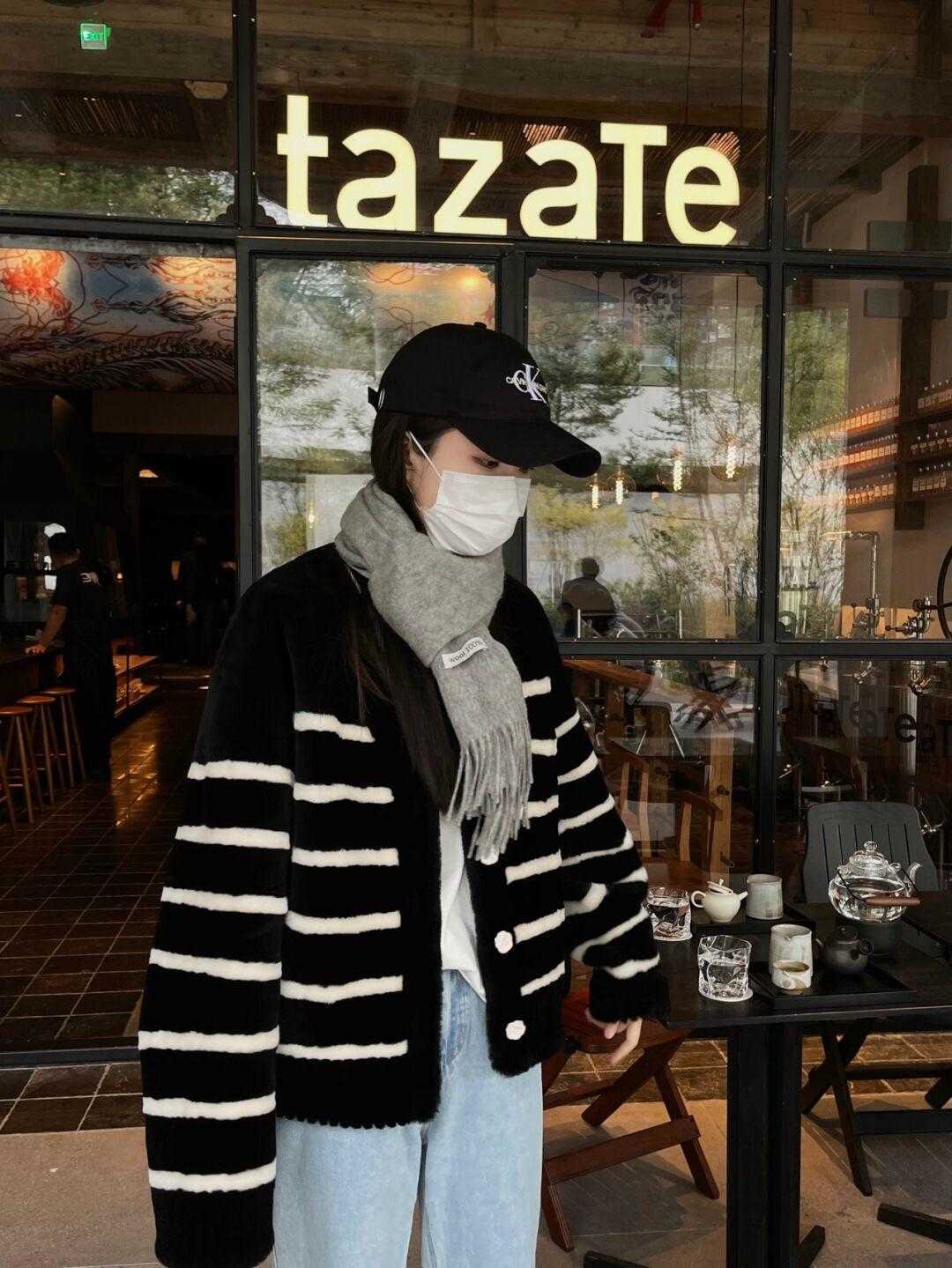 围巾|是时候对围巾下手了!不知道什么颜色不出错的,可以直接码住灰色