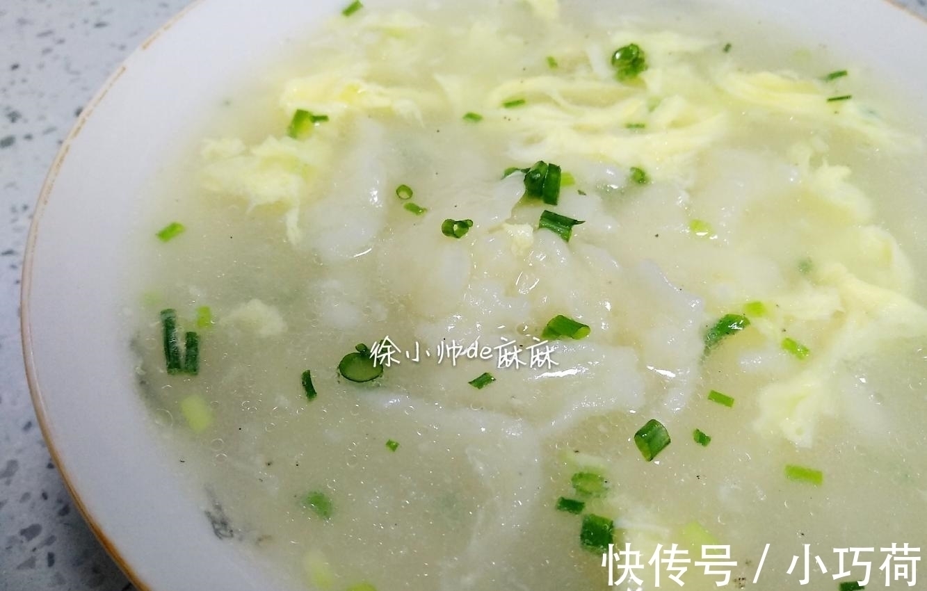 面疙瘩|早餐这样简单做, 只需要两根筷子就搞定, 每次都要吃上三碗才过瘾