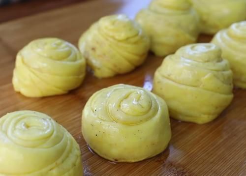 好吃|居家自制好吃的南瓜手抓饼,烹饪简单,营养美味,孩子爱吃的早餐