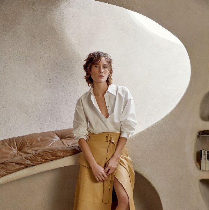 早春的第一件衬衫怎么挑?从不同“维度”入手,穿出不同风格