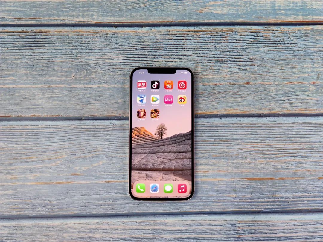 iPhone12|安卓就是个弟弟，iPhone12 Pro Max深度上手！