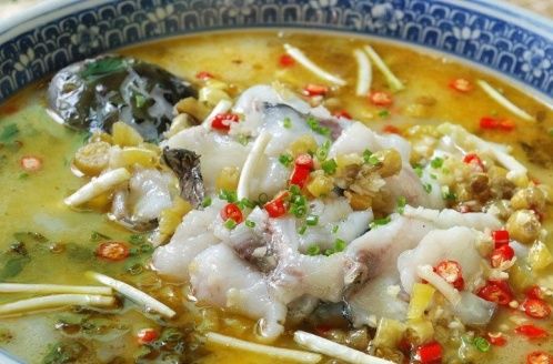  酸菜鱼怎么做，先放酸菜还是先放鱼？顺序很重要！弄错了会很难吃