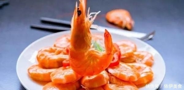 白灼虾|煮虾时,万万不可直接下锅煮,多加一步,虾肉不腥,鲜嫩有弹性