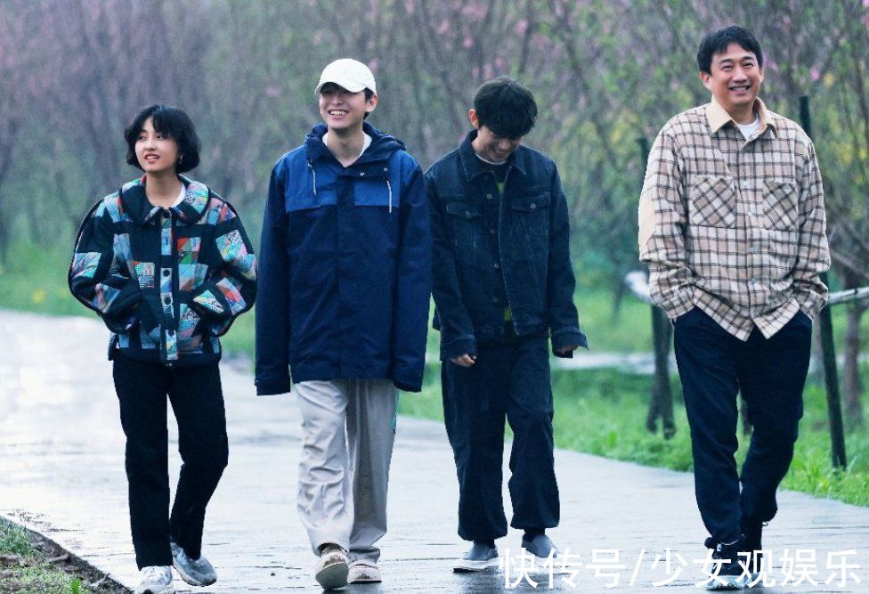 芒果台官宣《向往6》,黄磊梦想将实现,原班人马阵容少了一个人