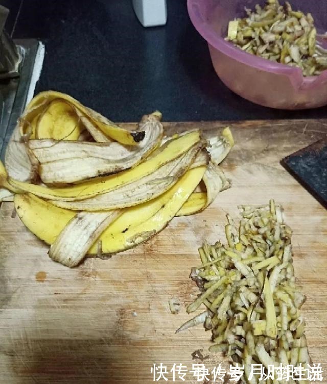 叶子|它是天然叶面肥，一擦一喷，叶子比打了蜡还亮！