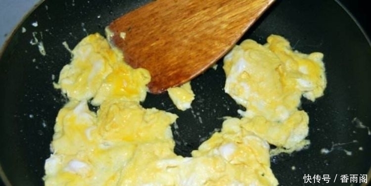  炒面的正确做法，不粘锅，根根分明，炒一大锅，大人小孩都爱吃