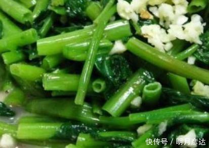 女性不想老太快,常吃此菜,调经养血,子宫干净了,肌肤更红润