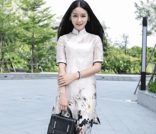 穿上旗袍的她, 才是最美的中国女人, 优雅无双, 倾国倾城