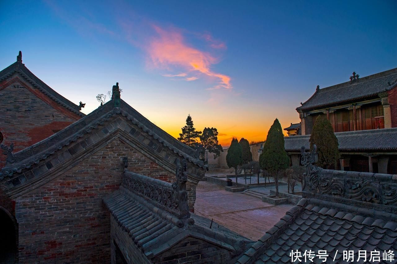 这个千年古村,有一座“地下长城”,其建筑设计举世罕见