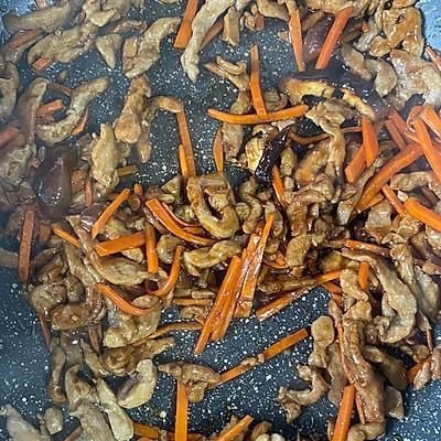 别怪我没提醒你,这道肉丝炒面一吃就上瘾