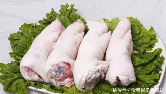 保证|菜市场买猪蹄,不要只会挑大的,看此几处保证可以买到放心猪蹄