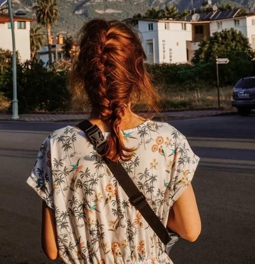 Mslynn：一学就会的鱼骨辫编法教程