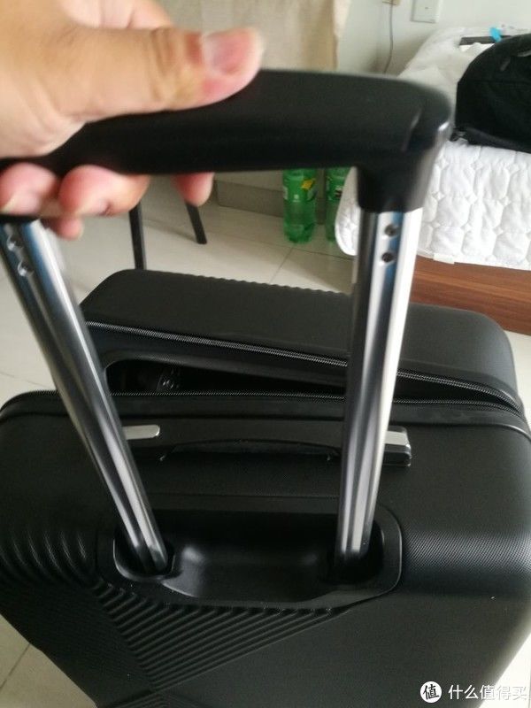 箱包|图吧的日常 篇二百七十三：300块钱的外交官DS-13008 26寸旅行箱包开箱测评