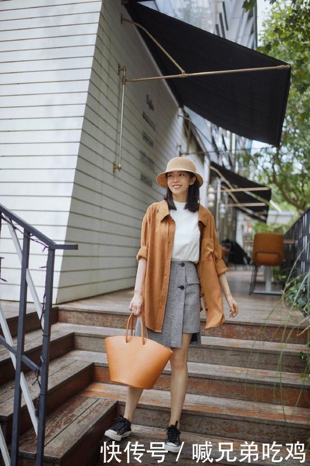 高跟鞋的潮流趋势已过,现在会穿的女人都穿“它”,时髦又减龄