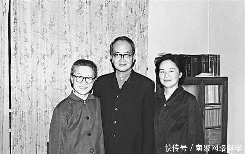 杨绛评价张爱玲：我对她有偏见，相貌难看，还故意死要面子出风头