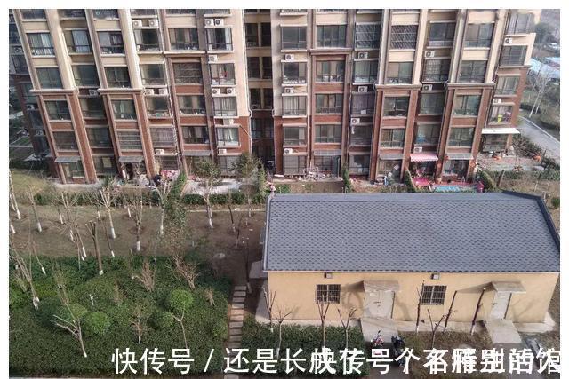 断桥铝门窗|一梯两户买东户还是西户好?和买过的亲戚聊了3小时,区别这么大