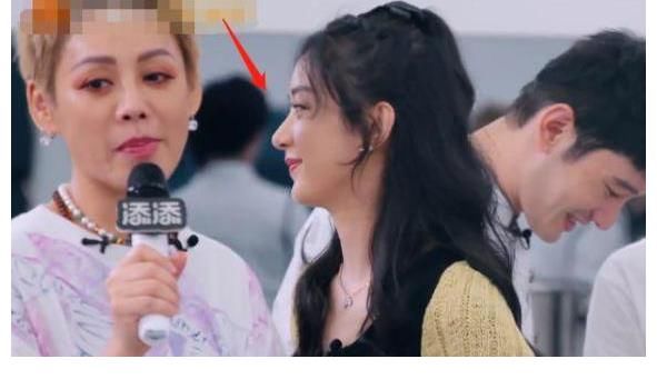 李雪三|最新一期《中餐廳》迎來(lái)了趙麗穎和張碧晨，兩人罕見(jiàn)同框
