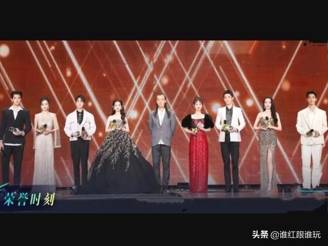 王一博肖战另类方式同框！不相上下的人气，比CP粉更抢镜