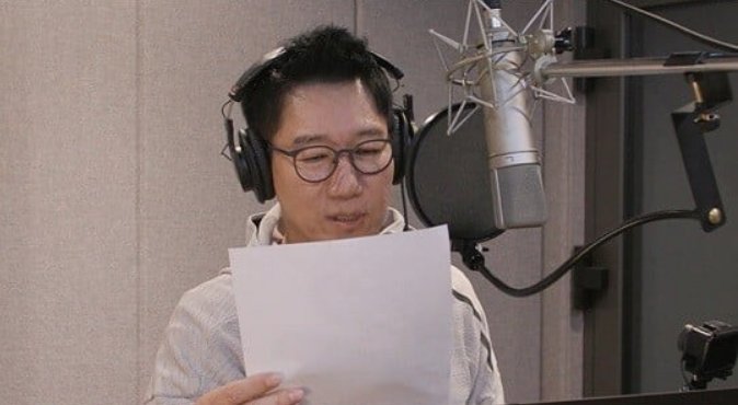 池石镇作为嘉宾出演MBC《全知干预视角》，公开M.O.M新歌，与刘在石通话！