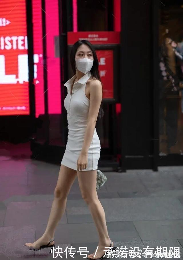 背带裙 连衣裙穿搭在视觉上总是给人享受,层次分明气质出众,令人舒适