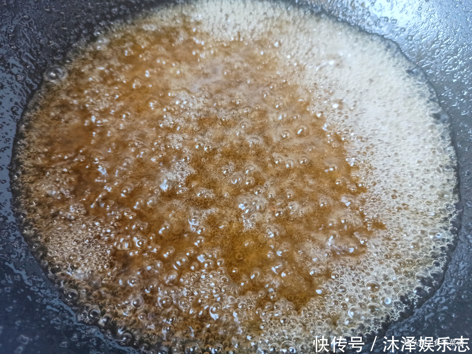 芝麻|15年前最火的零食，小时最爱，不夸张地说我的蛀牙，全拜它所赐