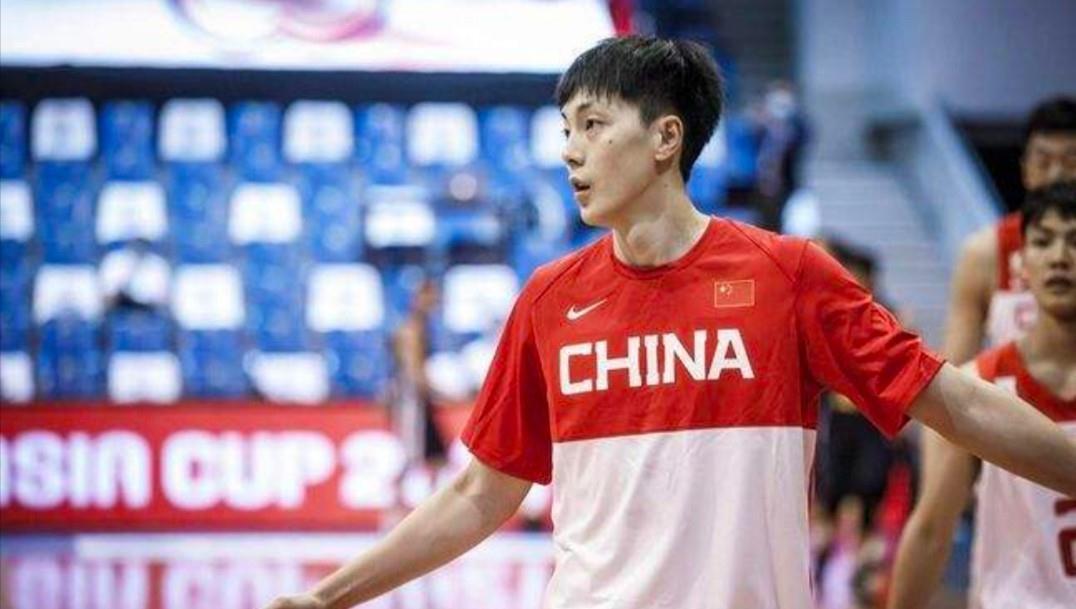 赵岩昊|国家队必须重视投射,吴前赵岩昊让人失望,该培养下个投手