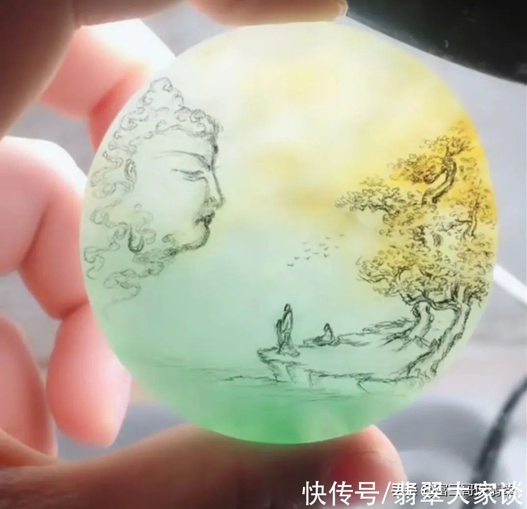 莲花@玉赏三色翡翠镯芯雕刻禅意圆牌,起货效果让人一见倾心