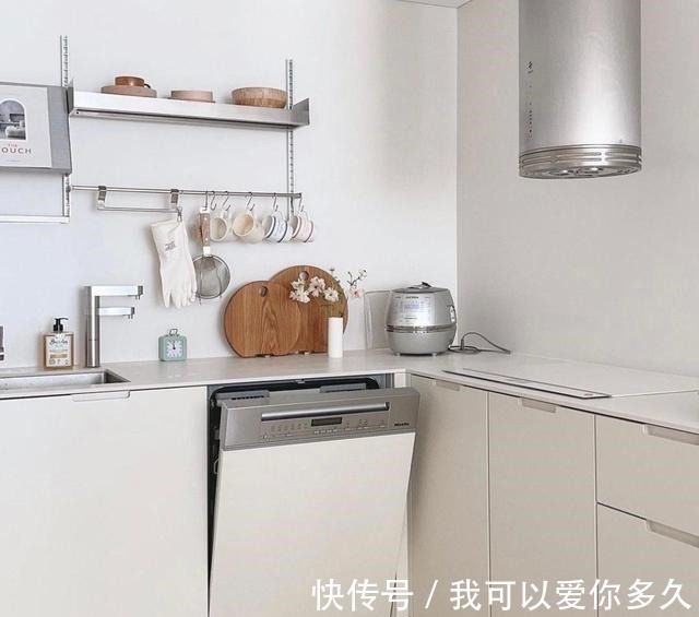 布置|韩国太太的极简之家,简约不简单,场面引起强烈舒适,网友想住!