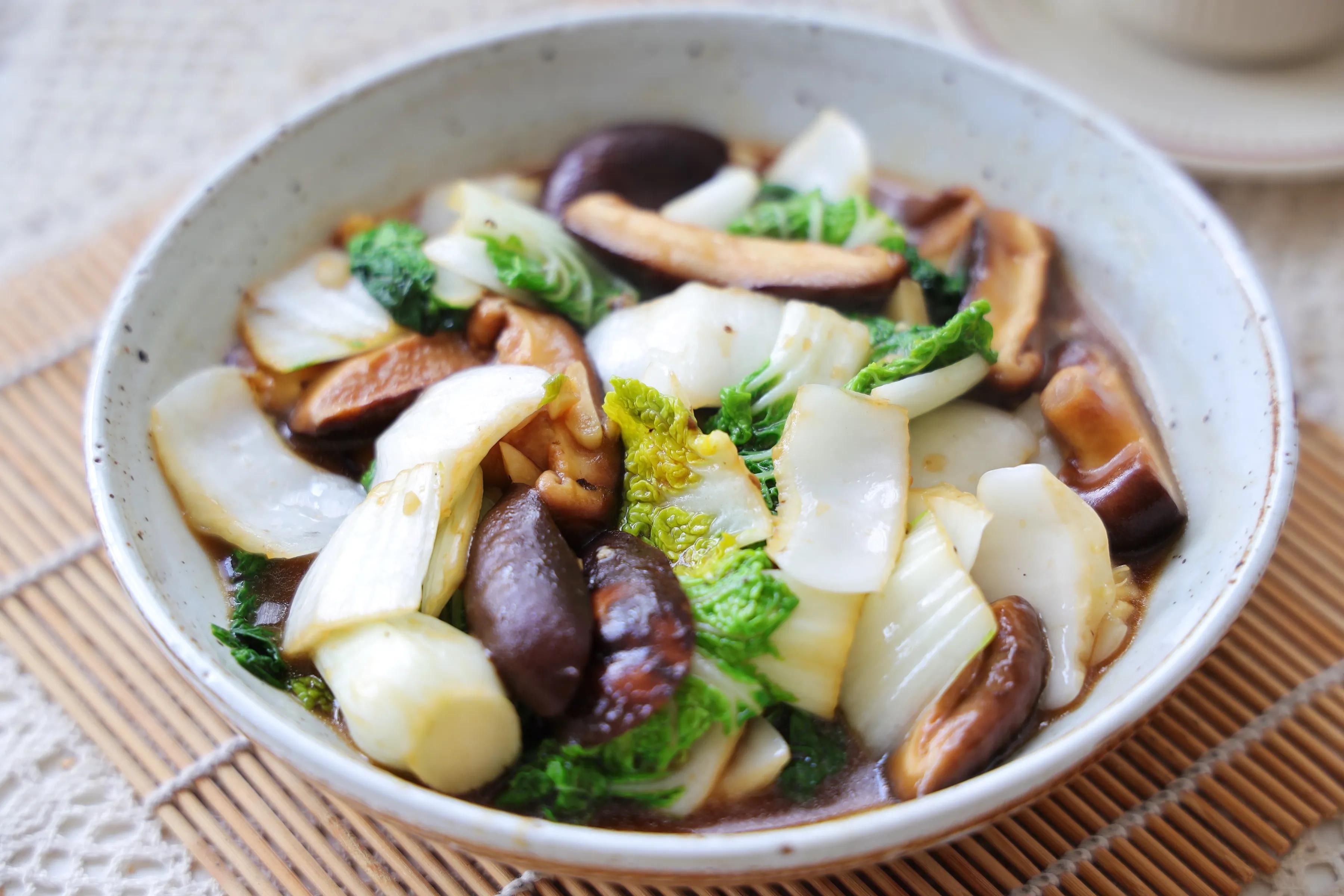 秋冬季节,我家常吃的5道素菜,好吃又营养,每次上桌都不够吃