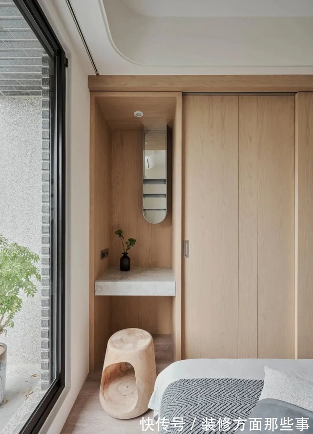 书房|116㎡现代三居室,拆掉次卧,半隔断电视墙隔出一个大书房