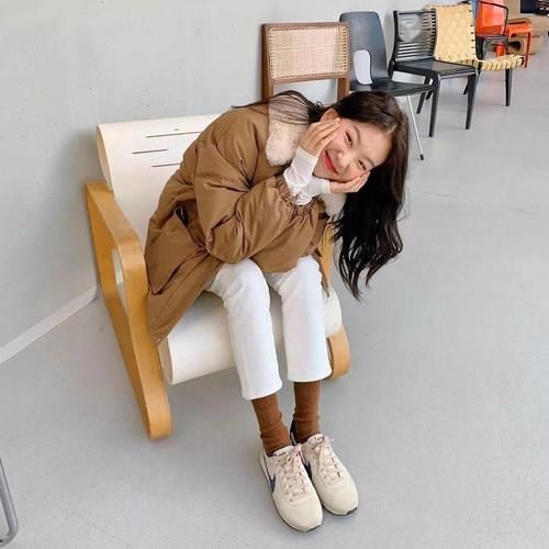 “奶奶裤+大衣”、“奶奶裤+羽绒服”才是真的时尚感十足!