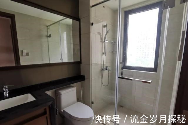小区|税费能买宝马3系！南京江心洲神秘豪宅，1200万成交了！