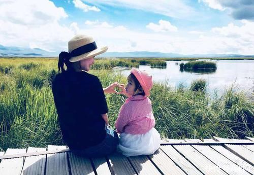 儿子|5岁儿子被人贩抢走抱上车，妈妈下意识的做法，网友直呼伟大!