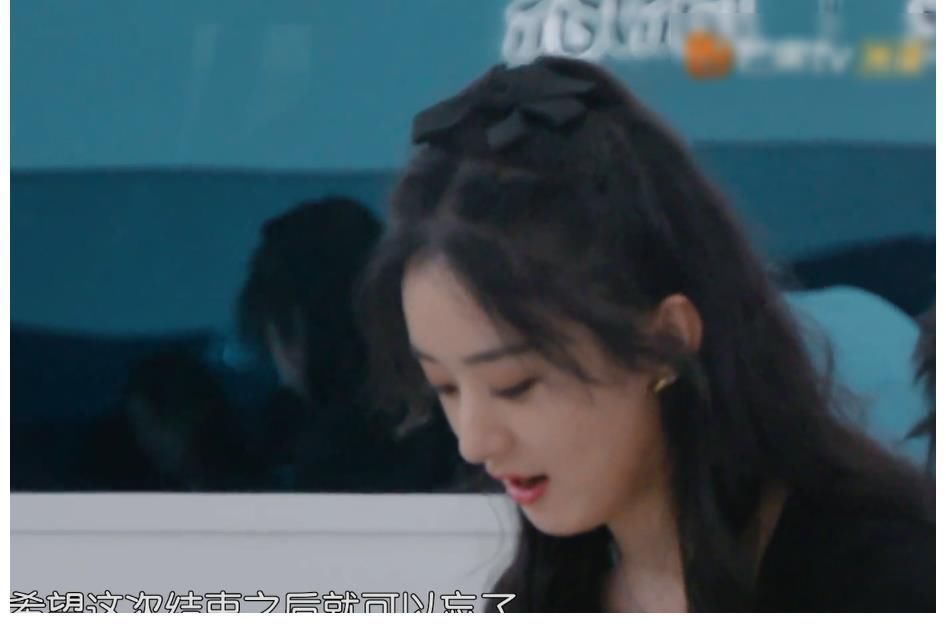 下期《中餐廳》未播先火,趙麗穎化身“趙小刀”,懟得黃曉明無(wú)言