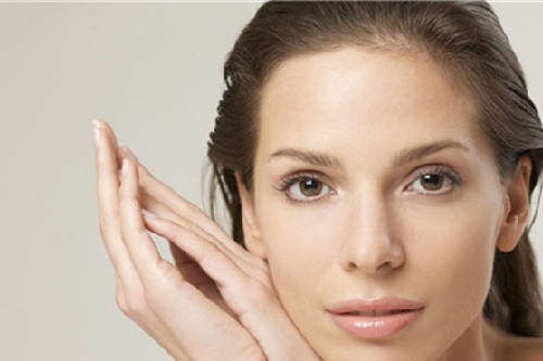 敏感肌和痘痘肌有哪些不同？简单三个方面，帮助你分辨|源自护肤 | a676