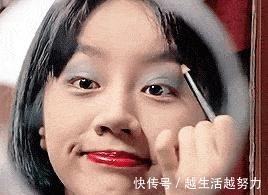 化妆 现在很多女生不化妆只涂口红!