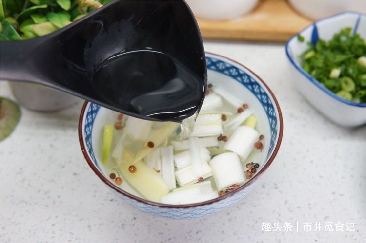 饭店包饺子的3个窍门,馅料还真有讲究,难怪饱满多汁,个个鲜香