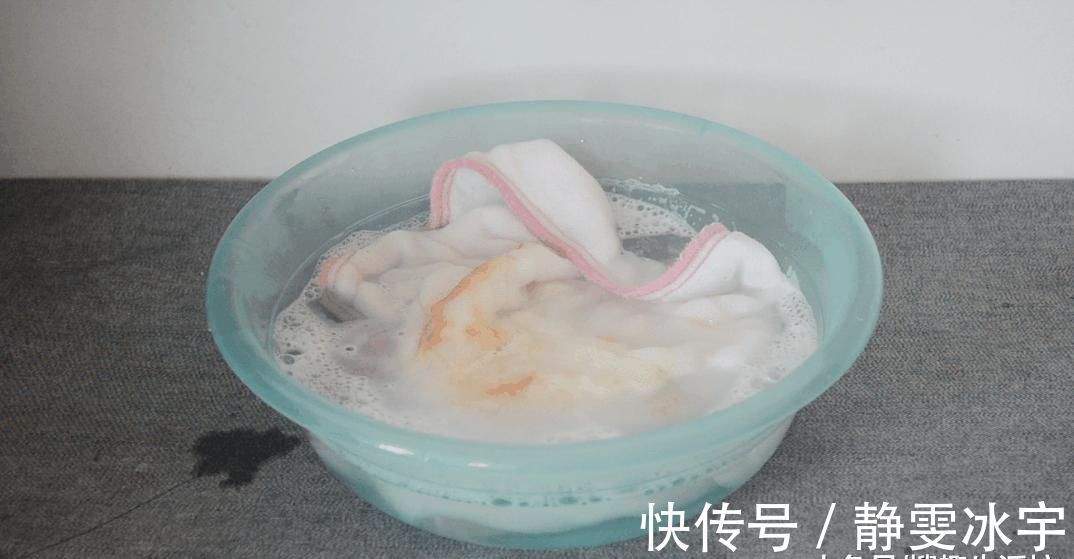 厨房抹布又脏有油难清洗 教你一招用它泡一泡, 抹布比毛巾还干净