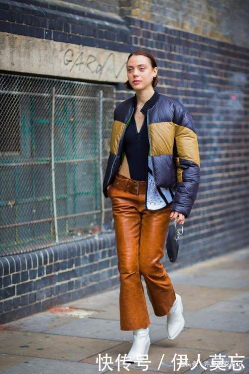 今冬穿羽绒服少配短靴,太土气建议选这4双鞋子,个性又时尚