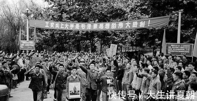 学子|一组老照片，再现1977年恢复高考时的场景，无数学子改写命运！