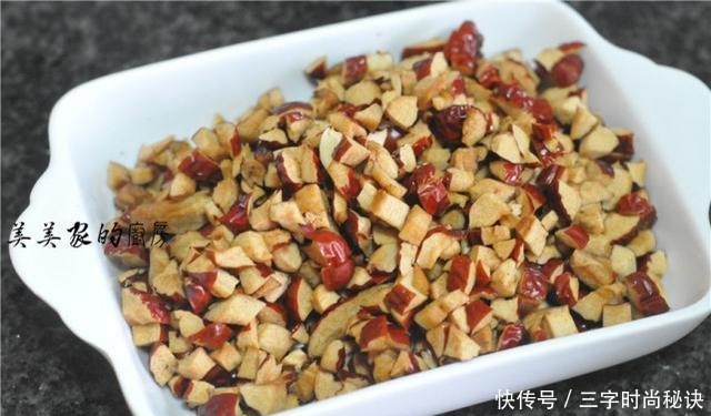 天气变凉,早餐别只蒸馒头!试试它吧,清甜软糯,早上好胃口!