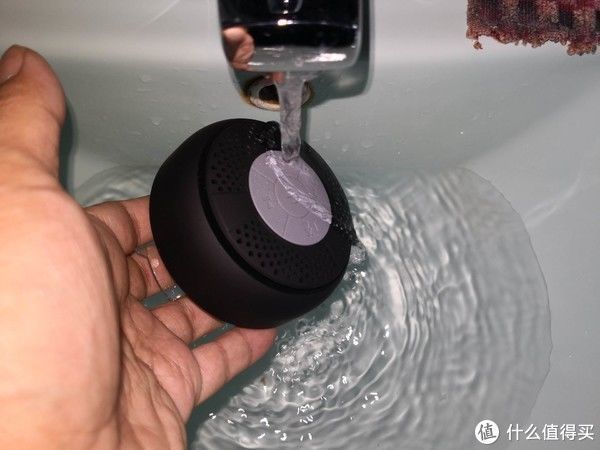 t数码 篇一百四十一：浴室中的节奏律动—TAOTRONICS 吸盘式三防音箱测评