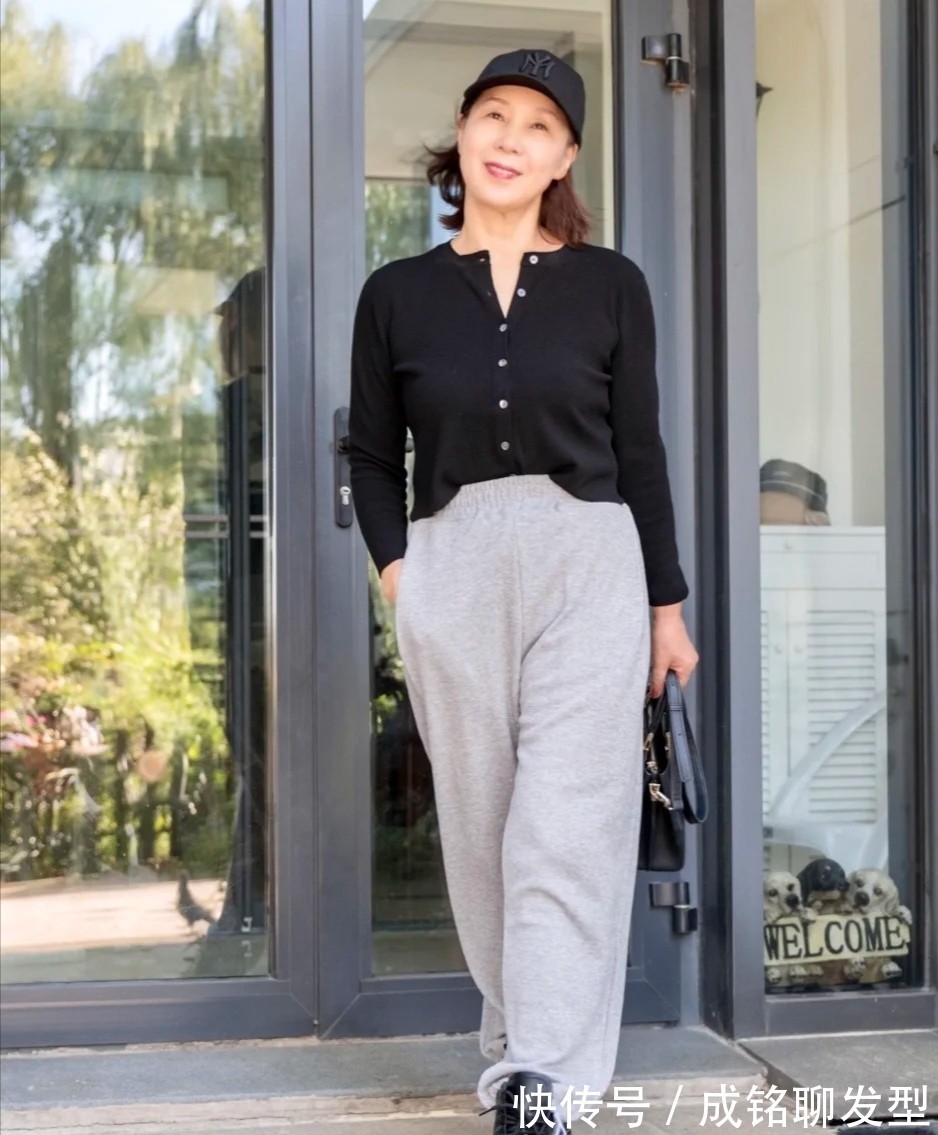 穿搭|真正会穿搭的60岁女人,一般都讲究这三点,颜值身材都不重要